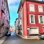 Pres Des Thermes De Bagneres De Bigorre, Loft 3 Etoiles, Colore Et Ensoleille Apartment *