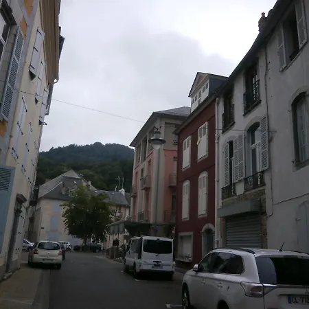 Daire Pres Des Thermes De Bagneres De Bigorre, Loft 3 Etoiles, Colore Et Baigne De Lumiere