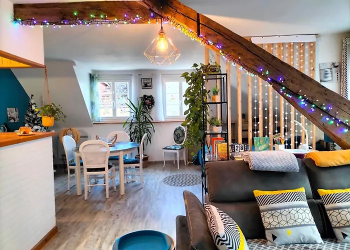 Апартаменты Pres Des Thermes De Bagneres De Bigorre, Loft 3 Etoiles, Colore Et Ensoleille *