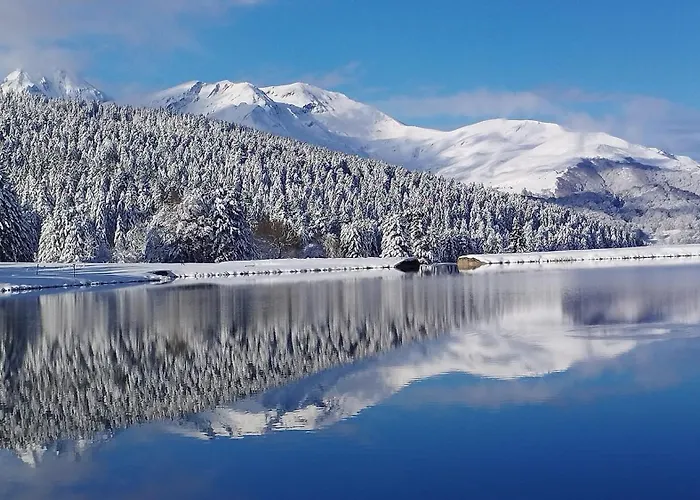 Appartement Résidence La Roseraie, loft 3 étoiles, calme et ensoleillé au pied des Pyrénées *