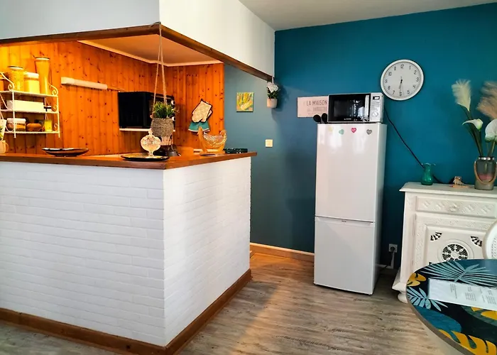 Pres Des Thermes De Bagneres De Bigorre, Loft 3 Etoiles, Colore Et Ensoleille *